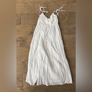 Long White Strapless Abercrombie Maxi Dress